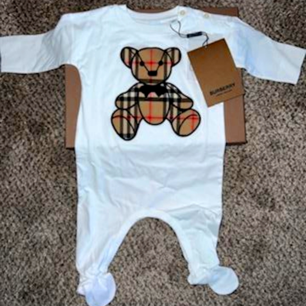Baby Burberry sleep suit